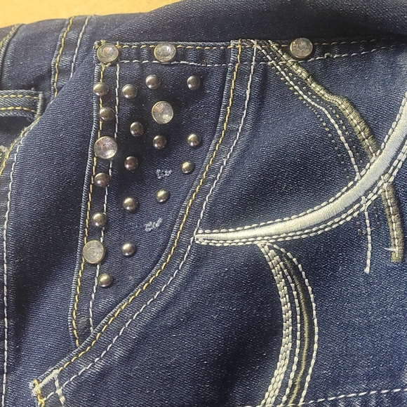 Jeans - Picture 8 of 10